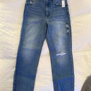 NWT Gap Distressed Straight-Leg Jeans 28 regular